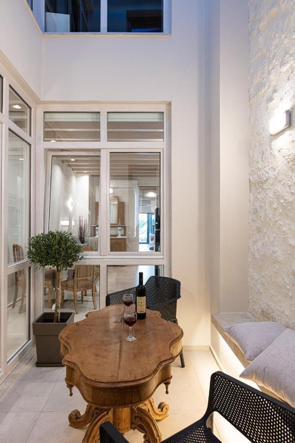 V77 Seafront Suites Ρέθυμνο Εξωτερικό φωτογραφία