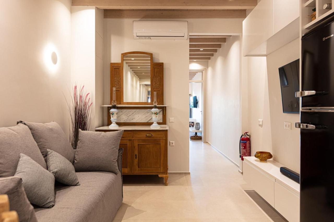 V77 Seafront Suites Ρέθυμνο Εξωτερικό φωτογραφία